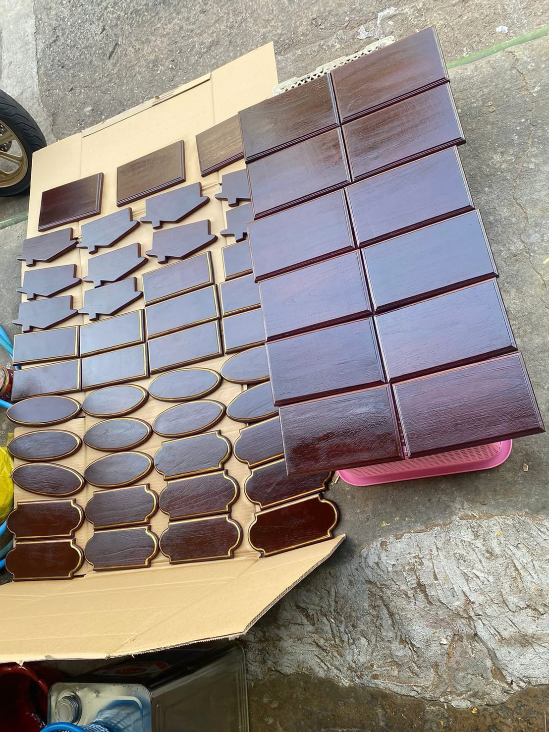งานแผ่นป้ายเปล่า ทำสี